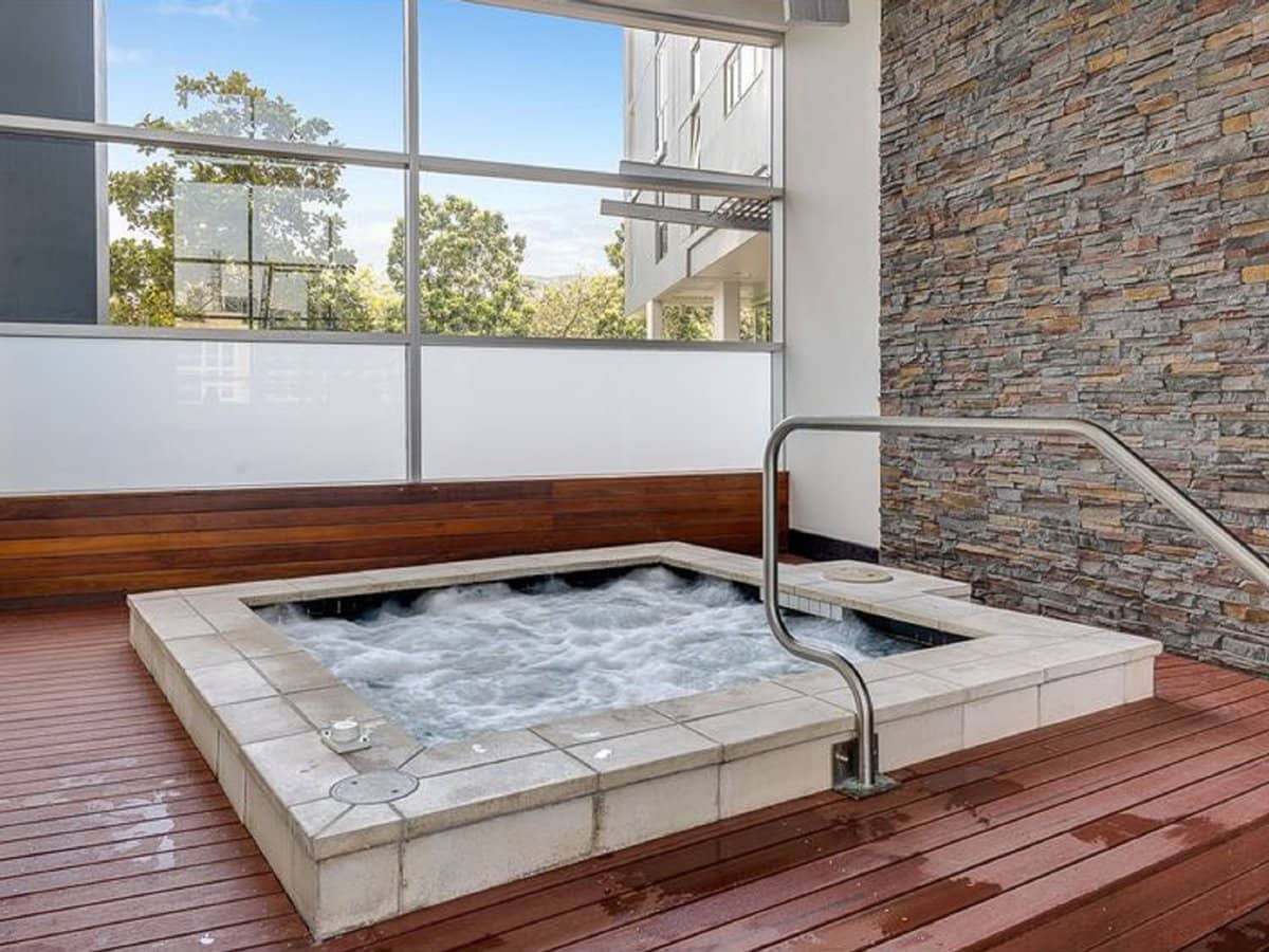 3 Parkland Boulevard, BRISBANE CITY - Thumbnail 11