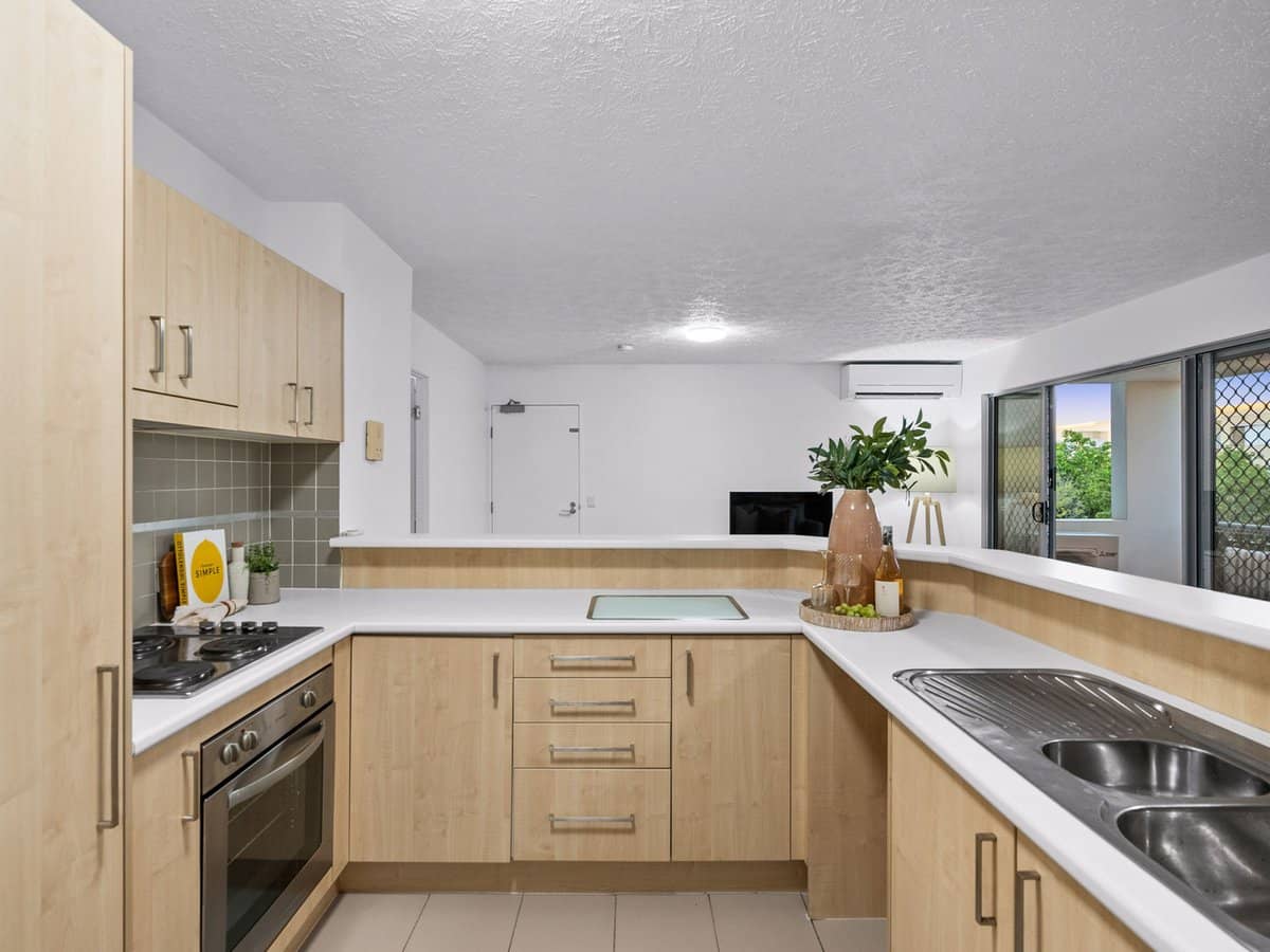 280 Grand Avenue, Forest Lake - Thumbnail 5