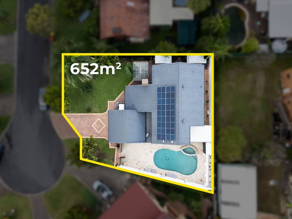 14 Alabaster Place, Sunnybank Hills - Thumbnail 1