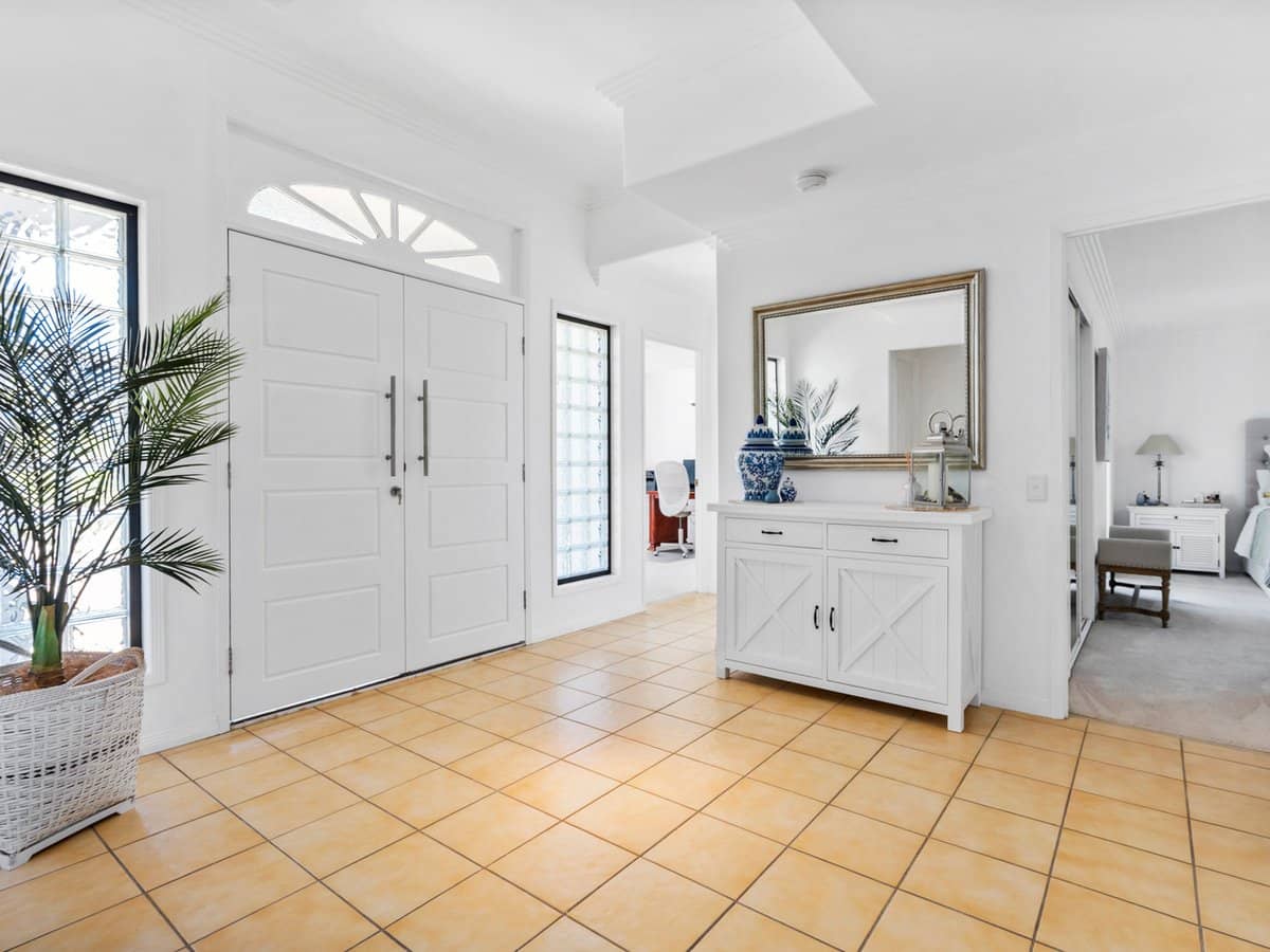 71 Saint Andrews Drive, CORNUBIA - Thumbnail 2