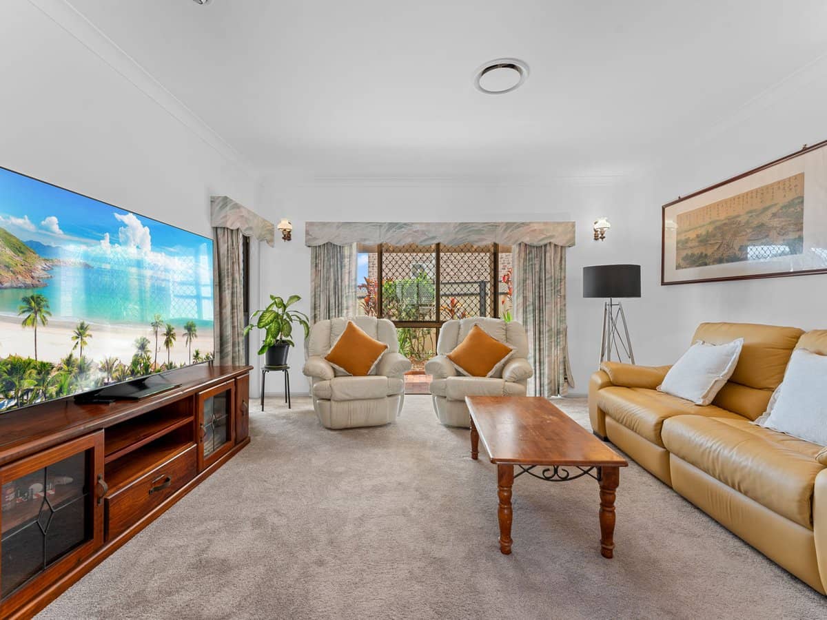 34 Boorala Crescent, Eight Mile Plains - Thumbnail 3