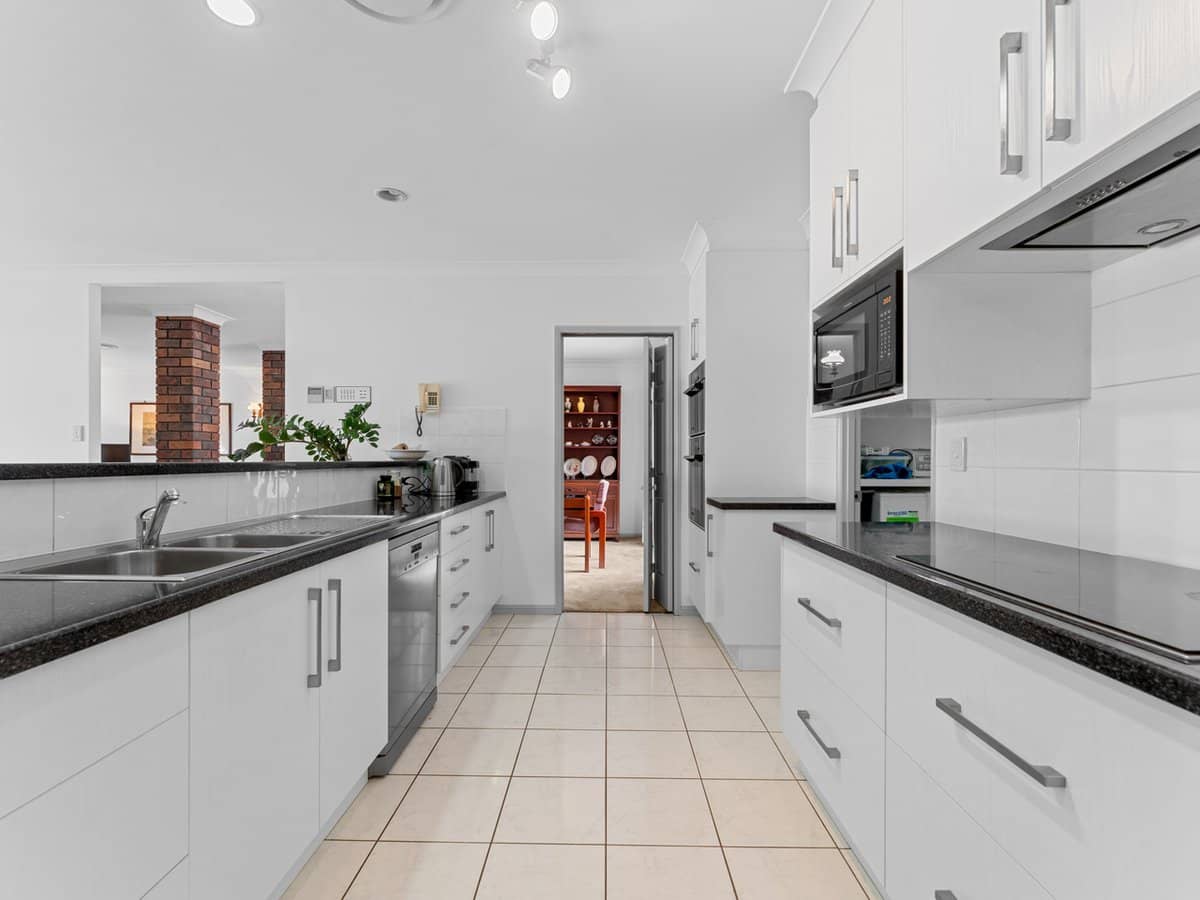 34 Boorala Crescent, Eight Mile Plains - Thumbnail 9