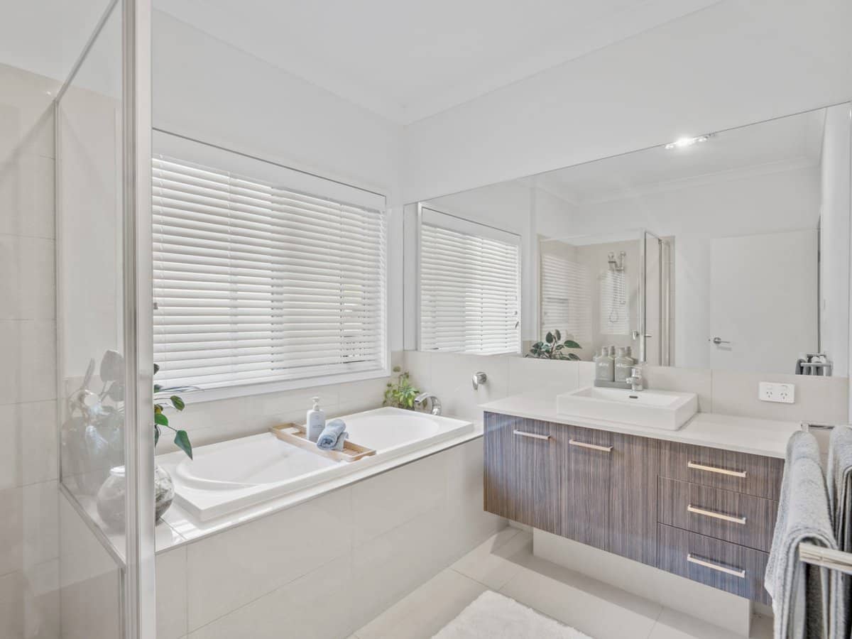 93 Green Valley Way, PIGGABEEN - Thumbnail 17