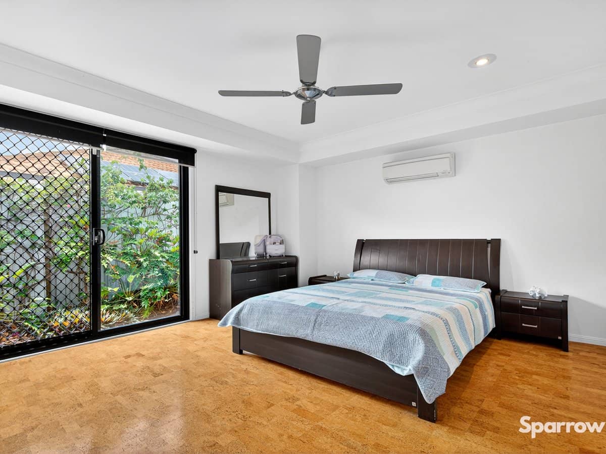 129 Coutts Street, BULIMBA - Thumbnail 9