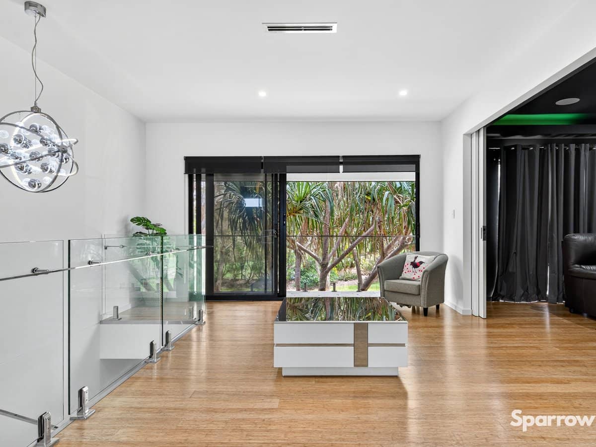 129 Coutts Street, BULIMBA - Thumbnail 15