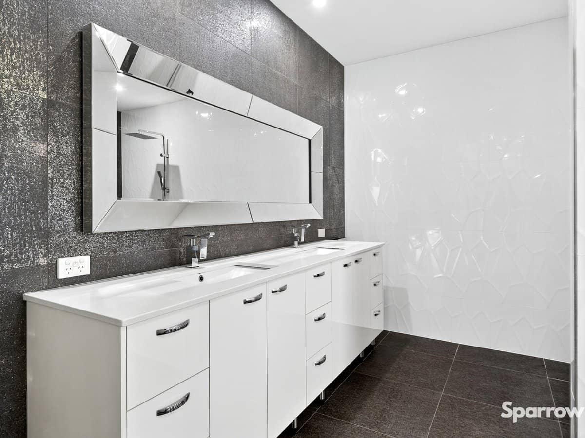 129 Coutts Street, BULIMBA - Thumbnail 19