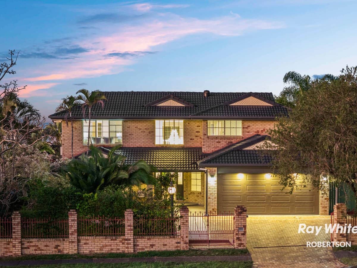 46 Honeysuckle Way, CALAMVALE - Thumbnail 1