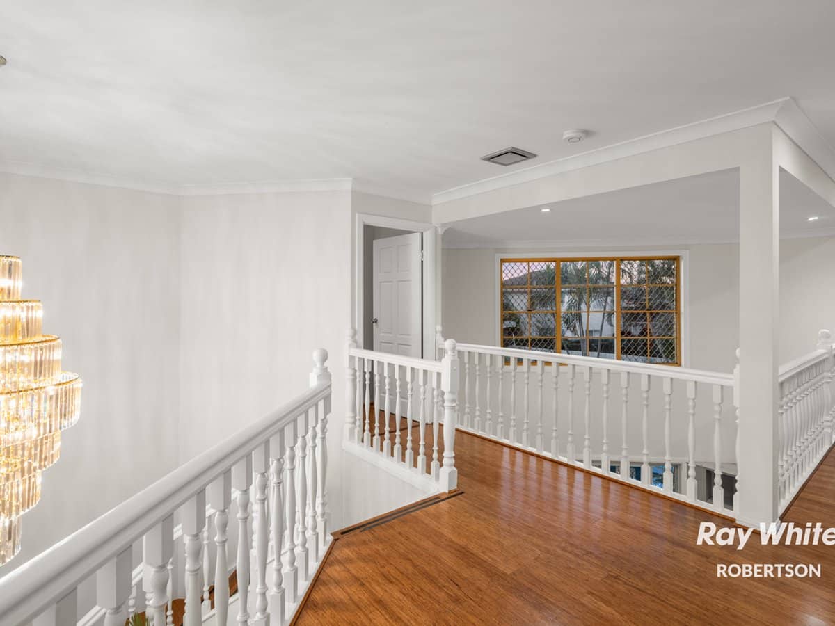 46 Honeysuckle Way, CALAMVALE - Thumbnail 14