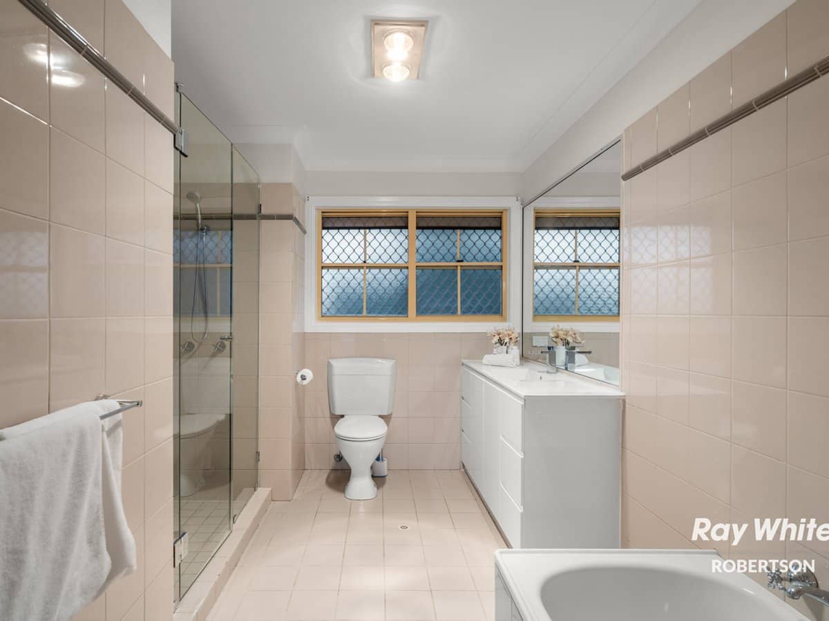 46 Honeysuckle Way, CALAMVALE - Thumbnail 19