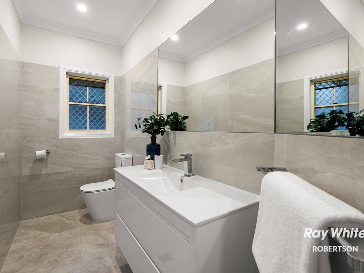 46 Honeysuckle Way, CALAMVALE - Thumbnail 21