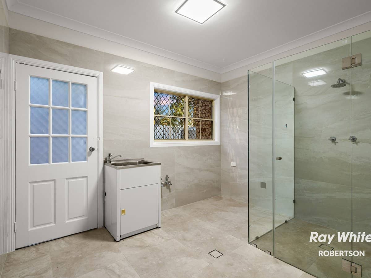 46 Honeysuckle Way, CALAMVALE - Thumbnail 22