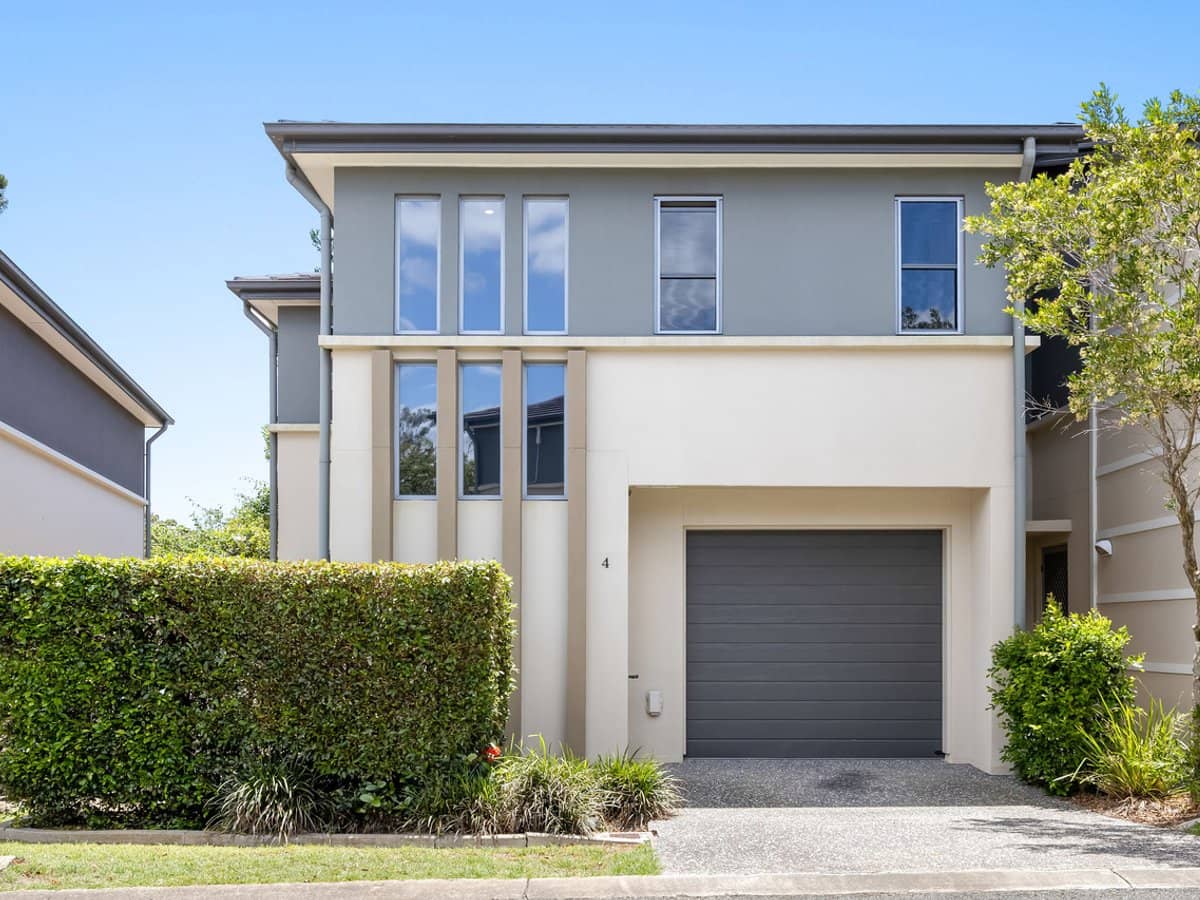 1 Belongil Street, Pacific Pines - Thumbnail 2