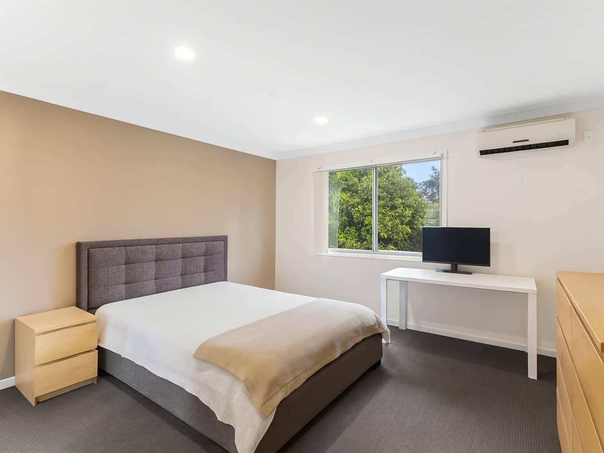 1 Belongil Street, Pacific Pines - Thumbnail 7