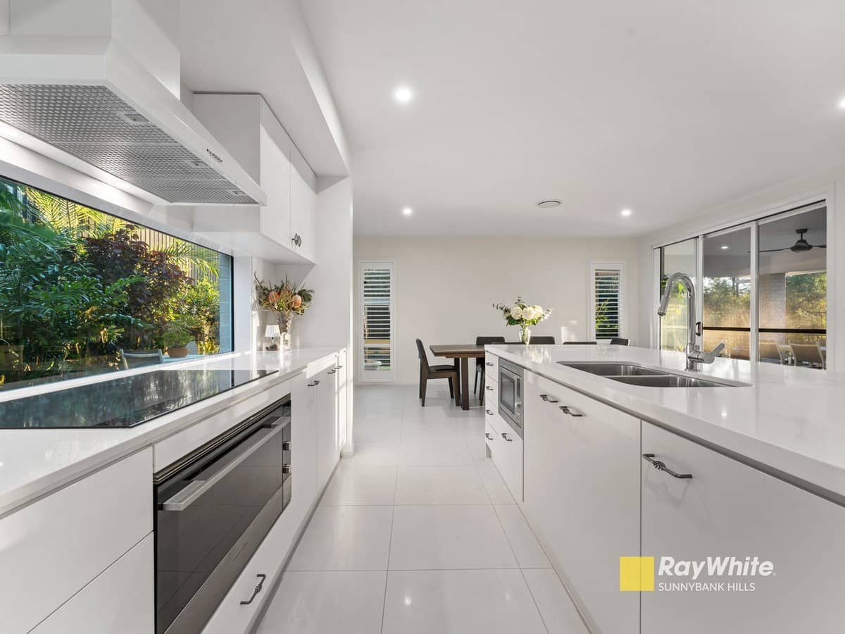 28 Lakeshore Crescent, Willawong - Thumbnail 8