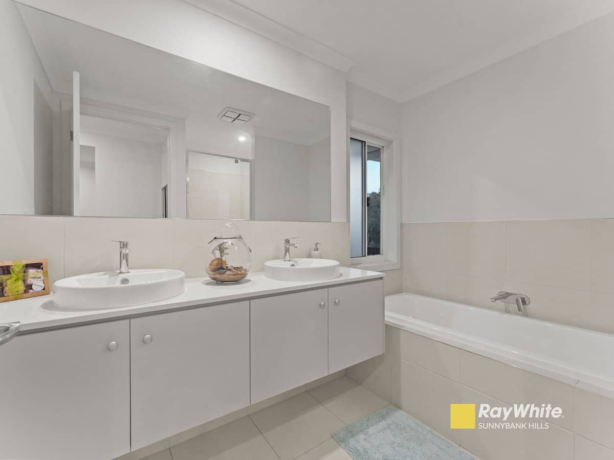 28 Lakeshore Crescent, Willawong - Thumbnail 18