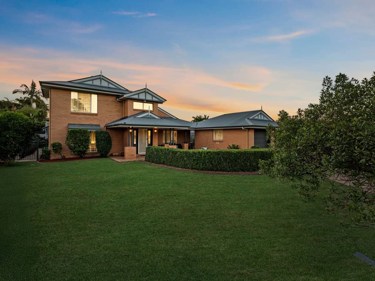 6 Kensington Place, Wishart - Thumbnail 4