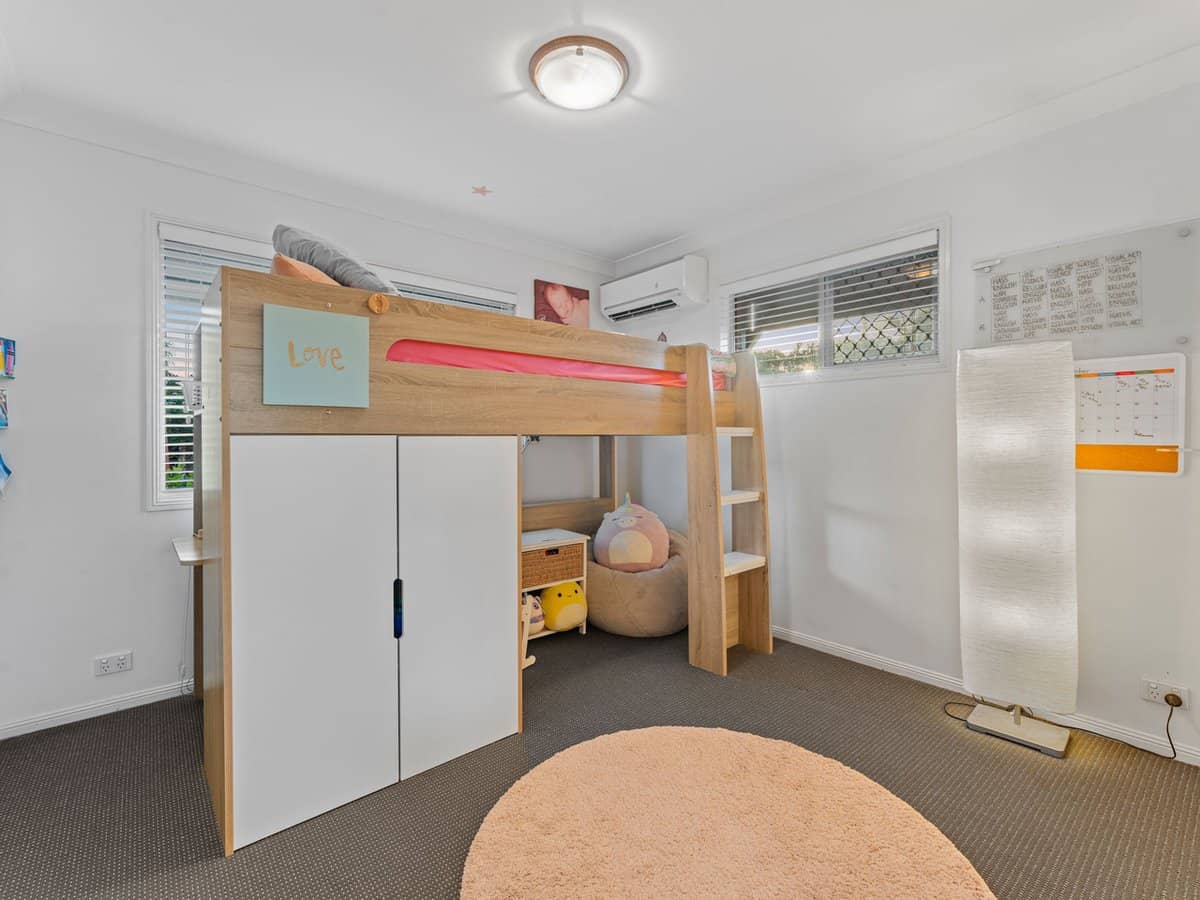 6 Kensington Place, Wishart - Thumbnail 23