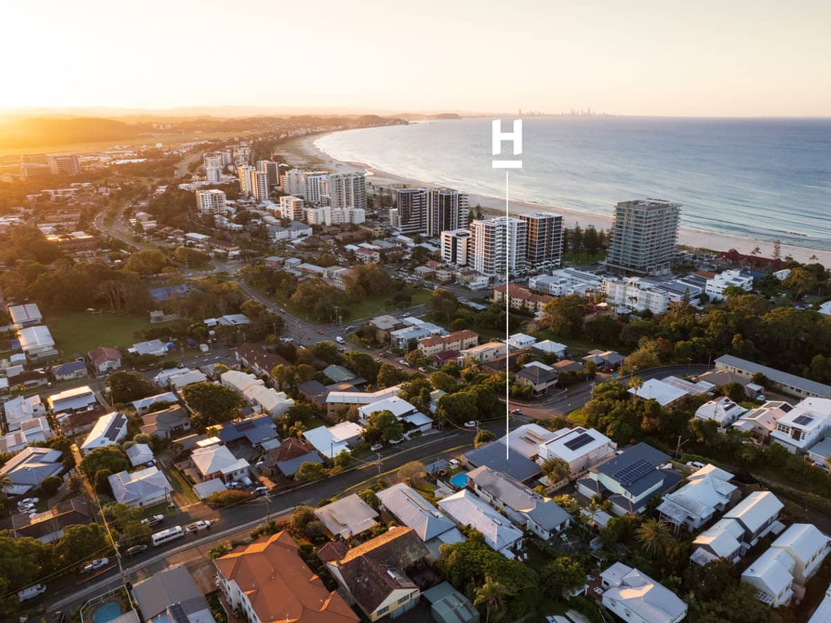 28 Rutledge Street, COOLANGATTA - Thumbnail 14