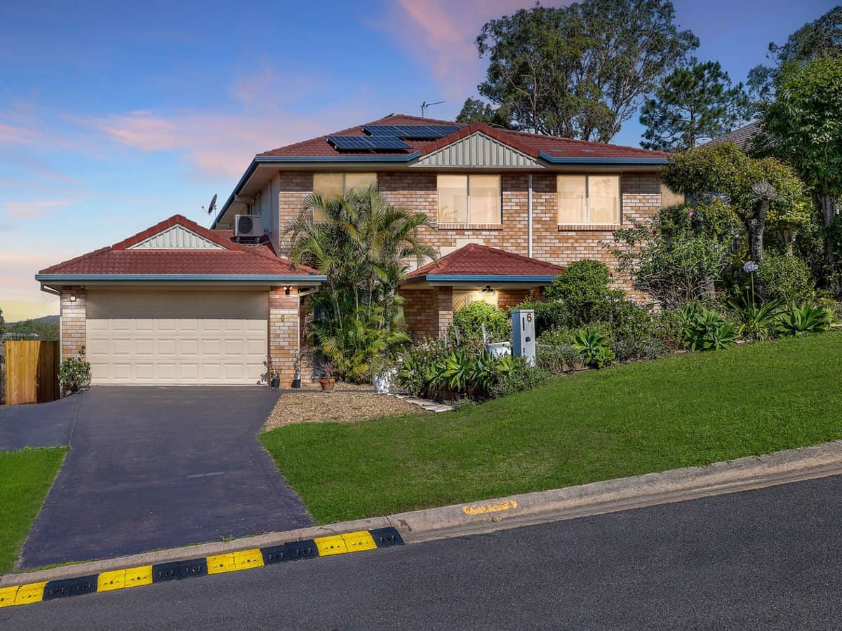 6 Honolulu Rise, Pacific Pines - Thumbnail 2