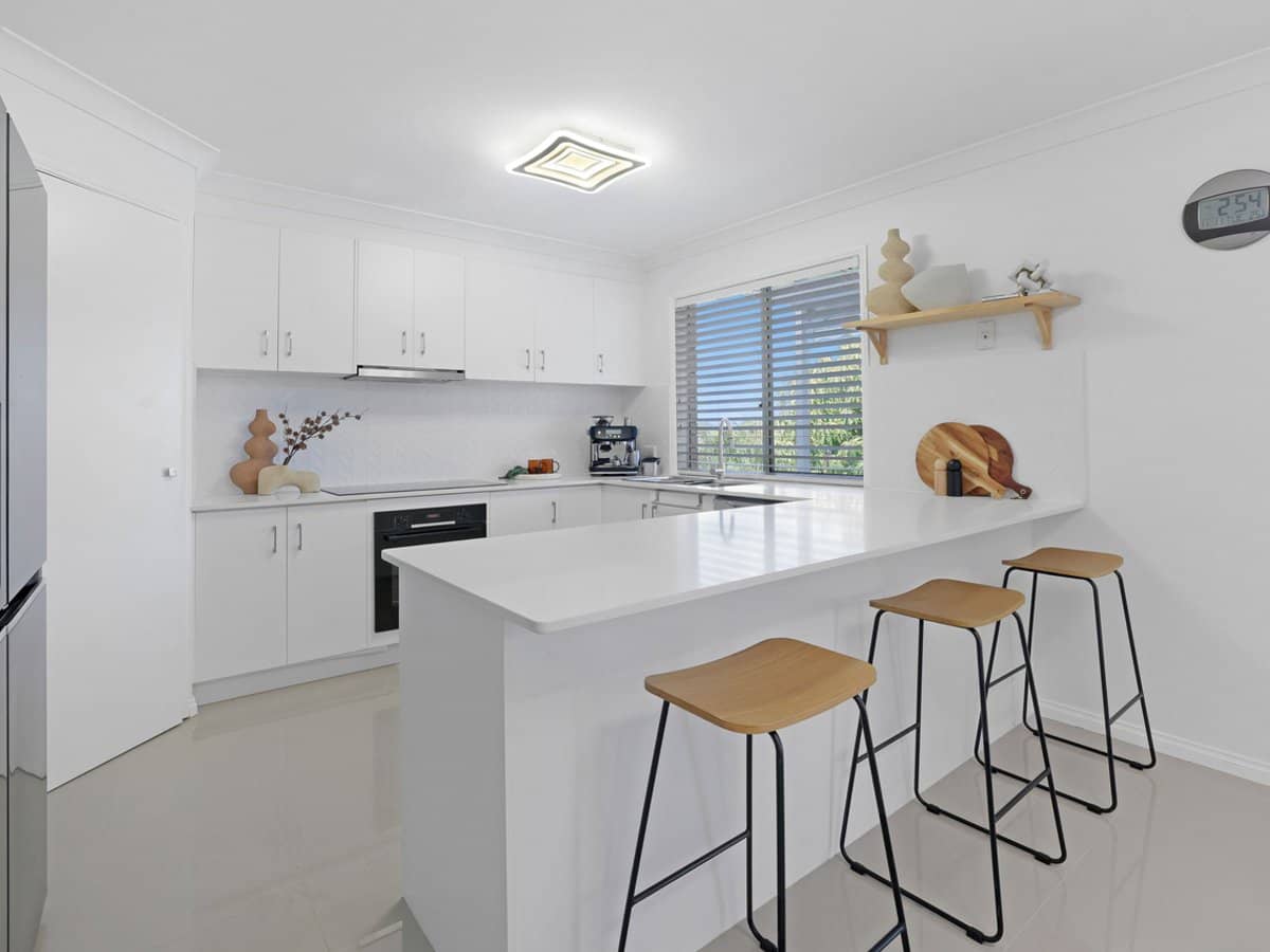 6 Honolulu Rise, Pacific Pines - Thumbnail 6