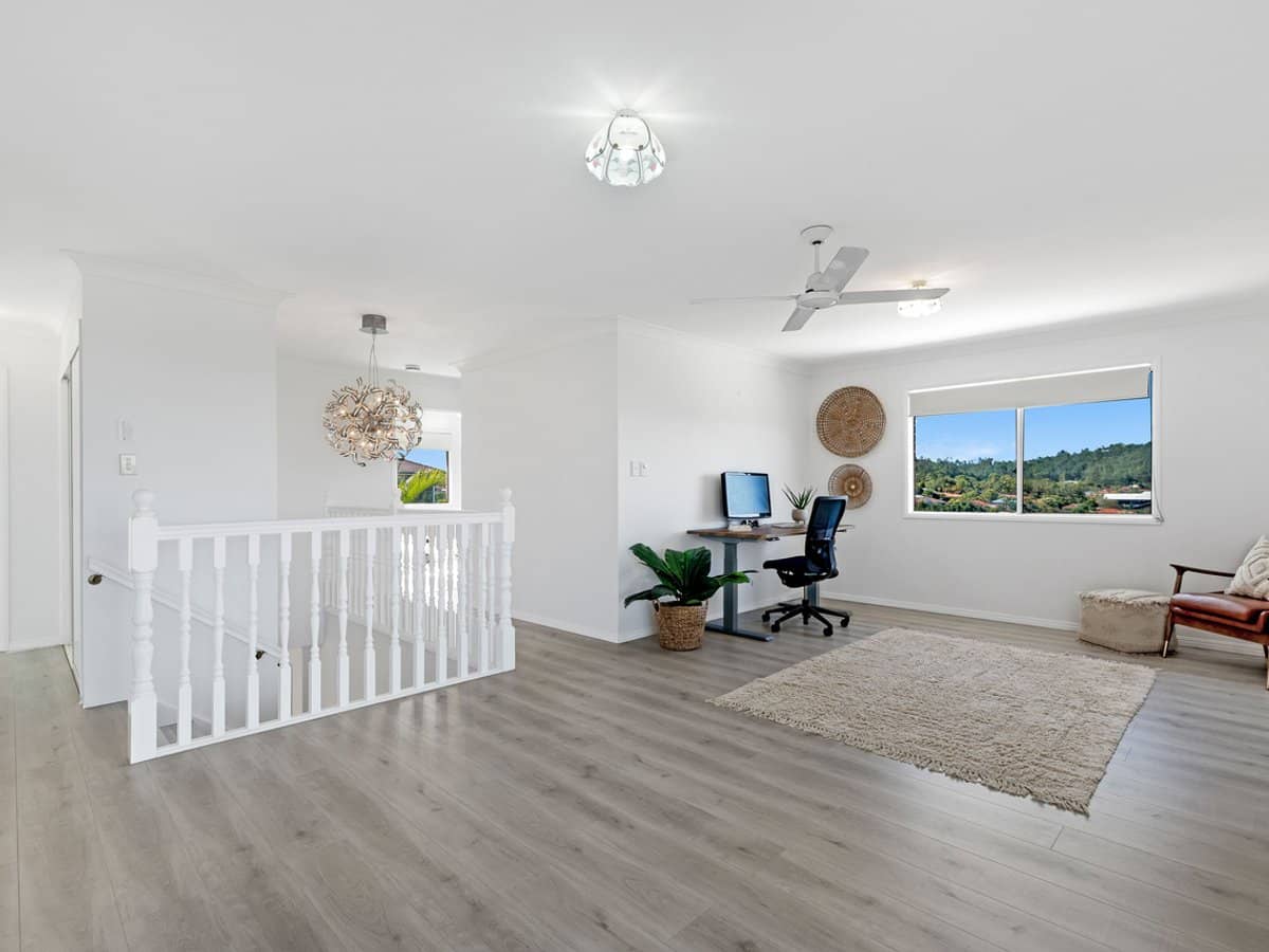 6 Honolulu Rise, Pacific Pines - Thumbnail 11