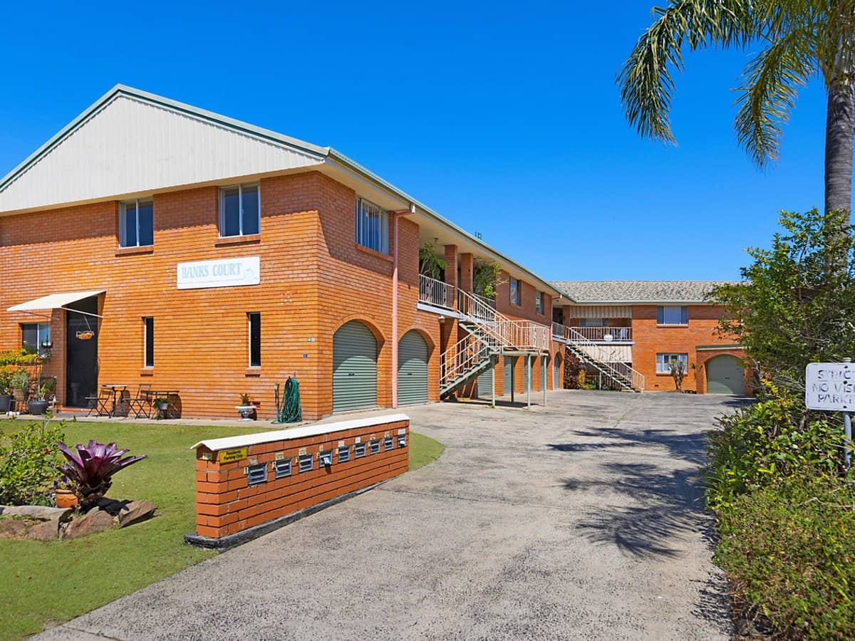 18 Banks Avenue, TWEED HEADS - Thumbnail 1