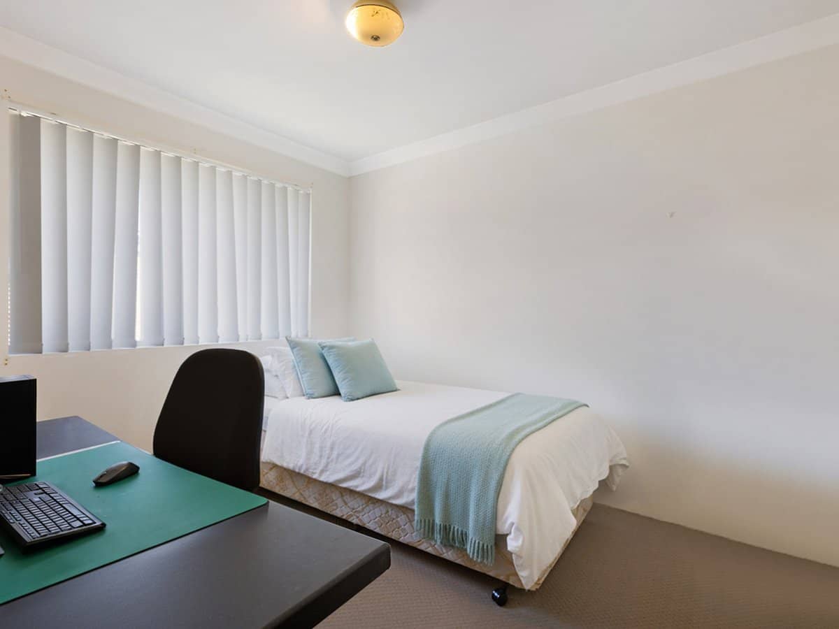 18 Banks Avenue, TWEED HEADS - Thumbnail 5