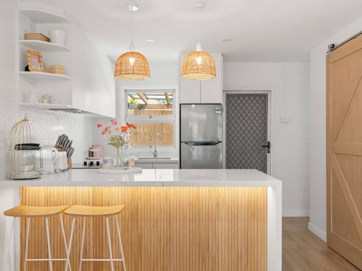 2539-2541 Gold Coast Highway, Mermaid Beach - Thumbnail 1