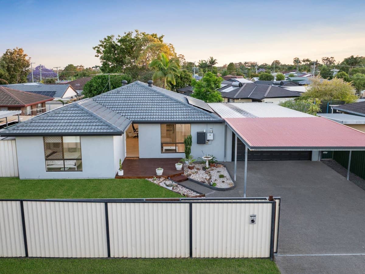 14 Lycoris Street, CRESTMEAD - Thumbnail 16