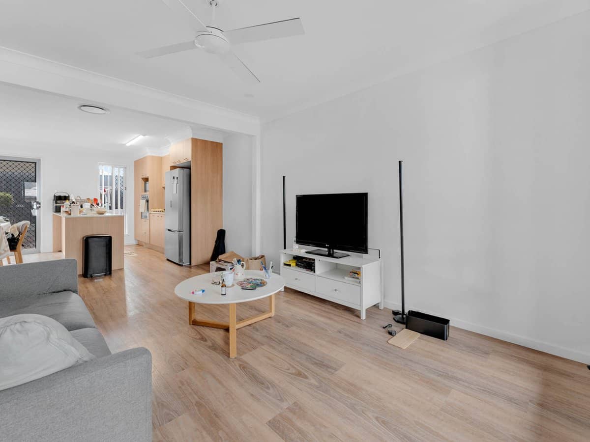 82 Cascade Street, RACEVIEW - Thumbnail 2