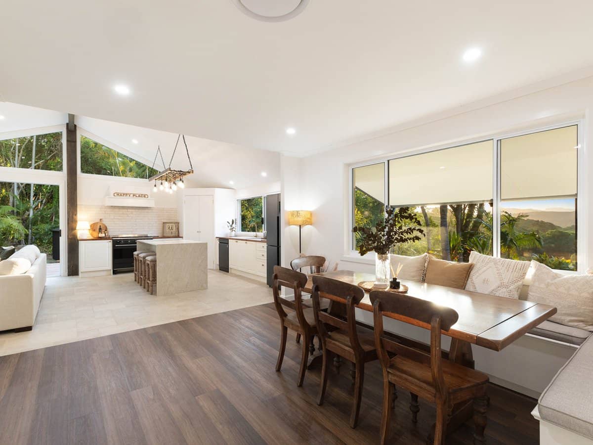 1 Rosemount Court, TERRANORA - Thumbnail 5