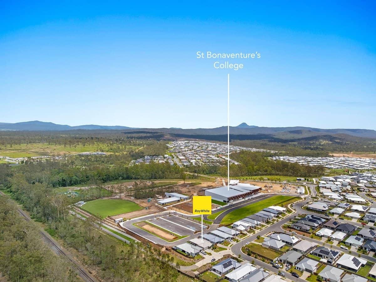 23 Oxford Drive, FLAGSTONE - Thumbnail 13