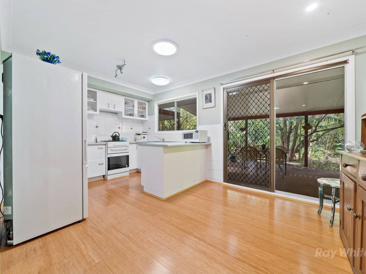 10 Woodland Crescent, Browns Plains - Thumbnail 4