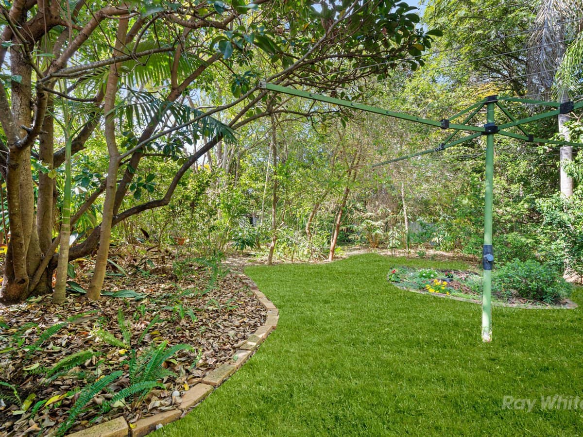 10 Woodland Crescent, Browns Plains - Thumbnail 13