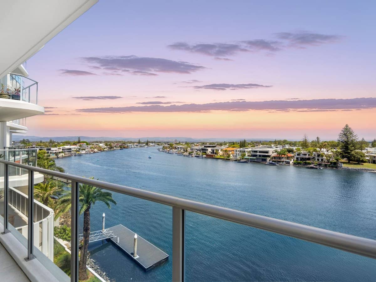 1 Cannes Avenue, SURFERS PARADISE - Thumbnail 3