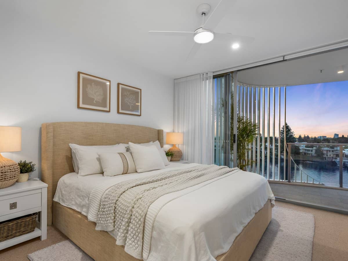 1 Cannes Avenue, SURFERS PARADISE - Thumbnail 16