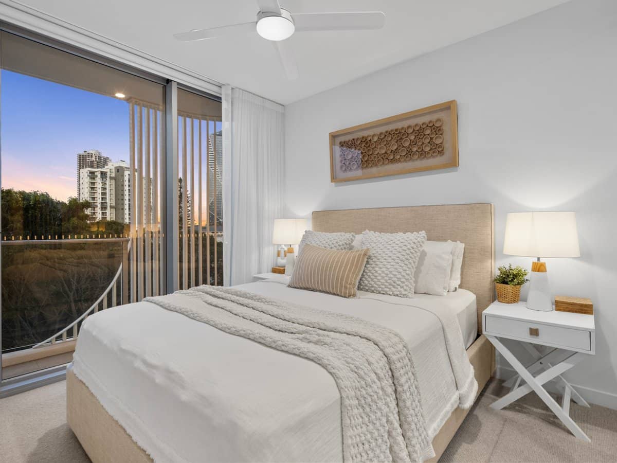 1 Cannes Avenue, SURFERS PARADISE - Thumbnail 17