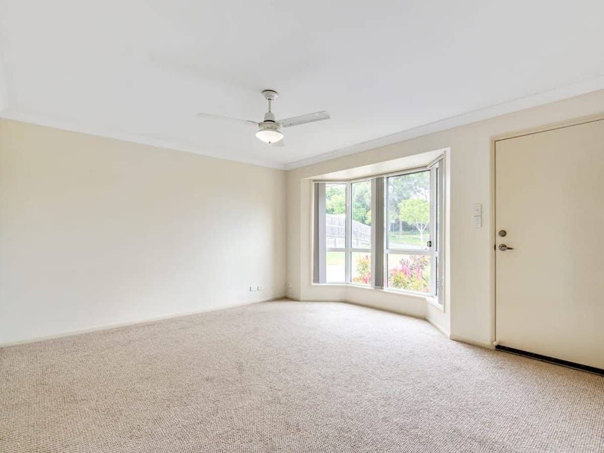 42 Benjamina Circuit, Regents Park - Thumbnail 2