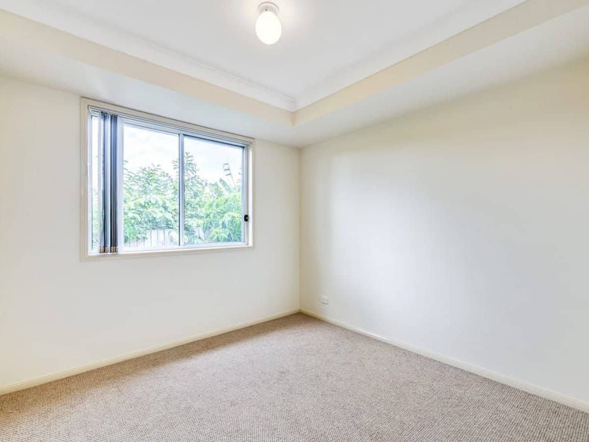 42 Benjamina Circuit, Regents Park - Thumbnail 5