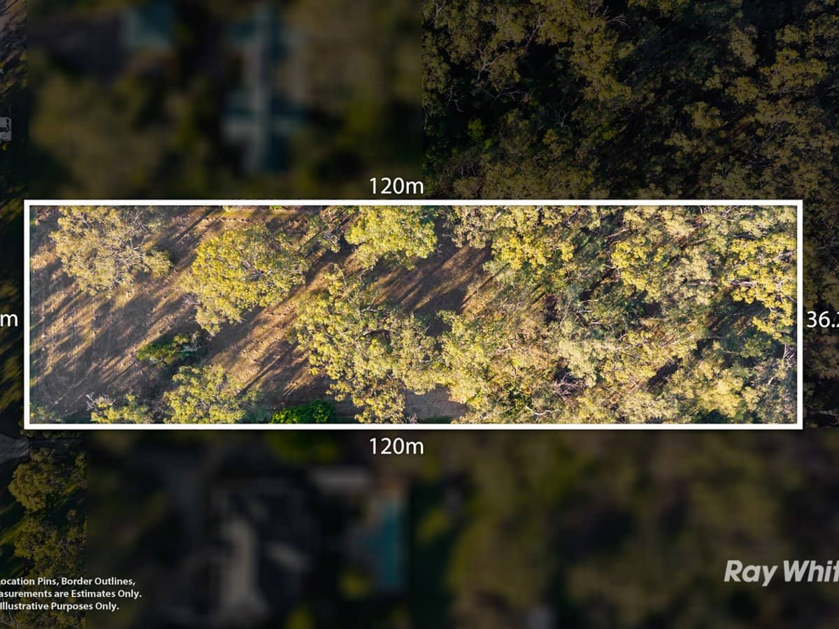 12-14 Jabiru Avenue, GREENBANK - Thumbnail 1