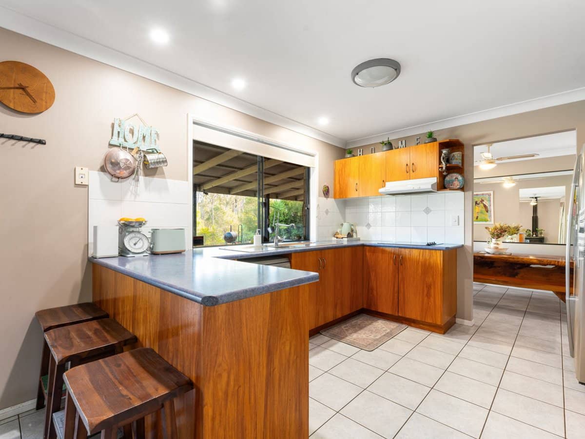 2-6 Myrtle Road, JIMBOOMBA - Thumbnail 5