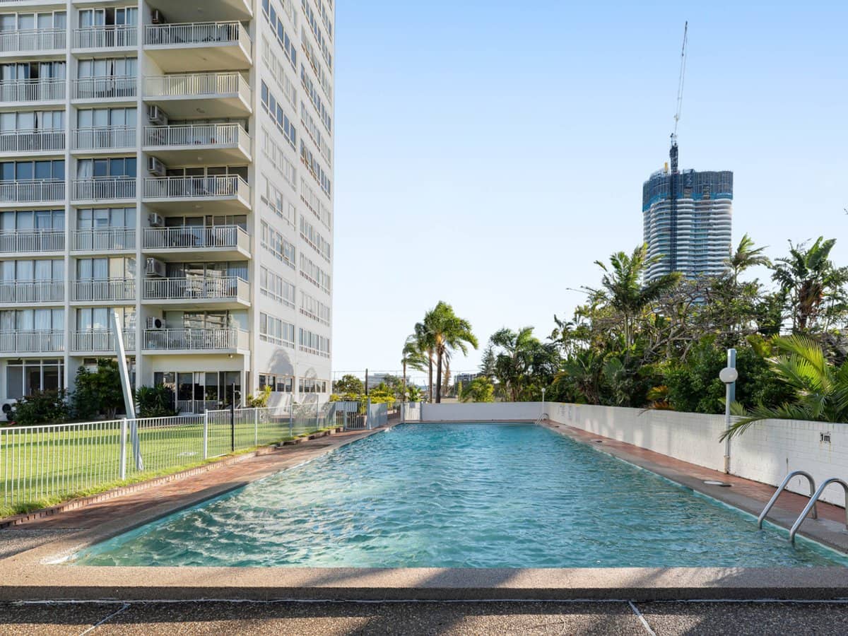 2 Riverview Parade, SURFERS PARADISE - Thumbnail 9