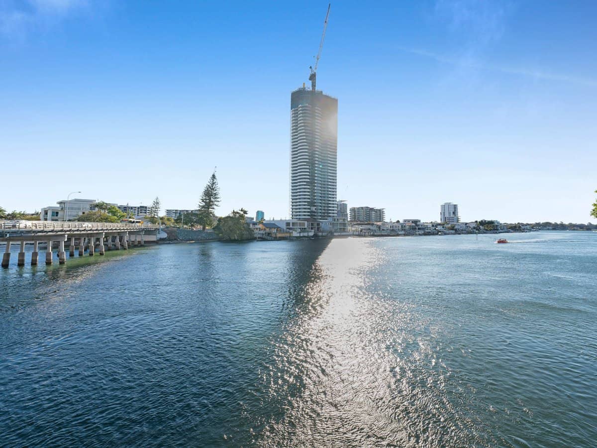 2 Riverview Parade, SURFERS PARADISE - Thumbnail 13