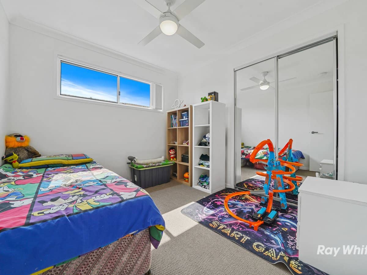 22 Mali Way, LOGAN VILLAGE - Thumbnail 5