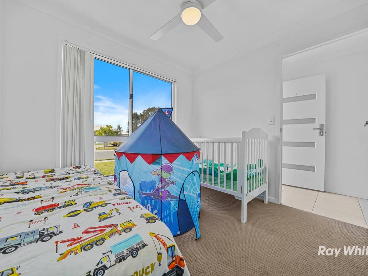 22 Mali Way, LOGAN VILLAGE - Thumbnail 6