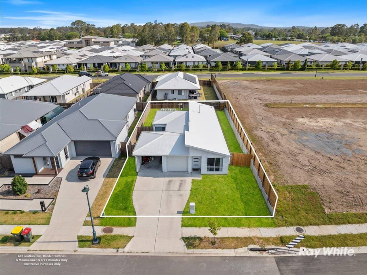 22 Mali Way, LOGAN VILLAGE - Thumbnail 2