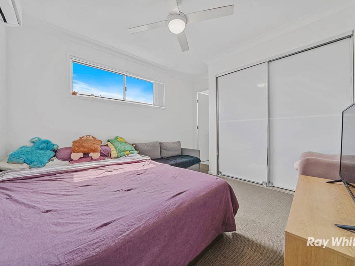 22 Mali Way, LOGAN VILLAGE - Thumbnail 18