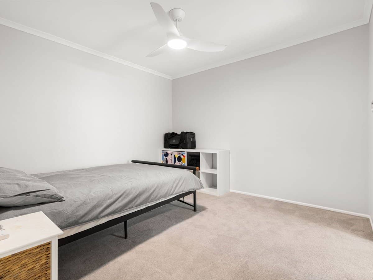 5 Overton Court, CRESTMEAD - Thumbnail 9