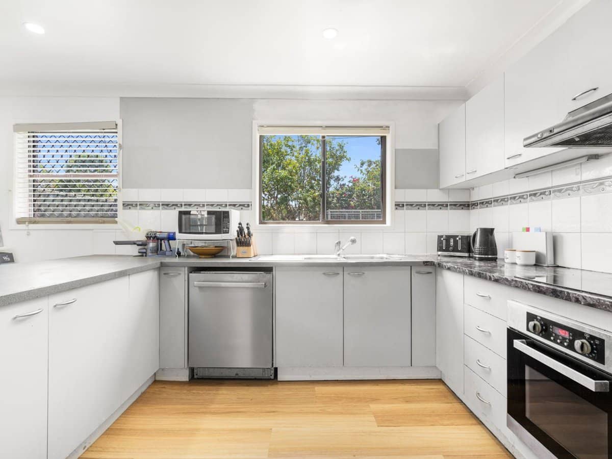 5 Overton Court, CRESTMEAD - Thumbnail 13