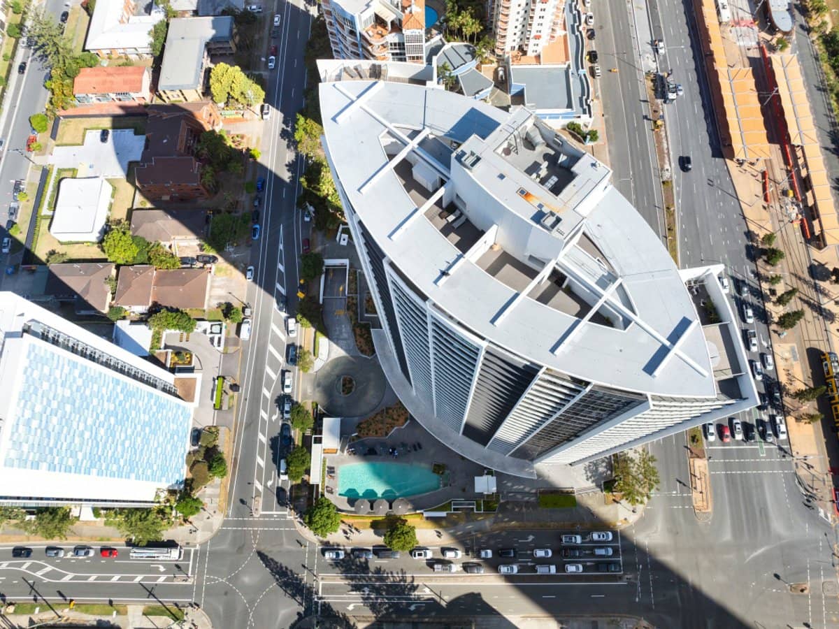 22 Surf Parade, BROADBEACH - Thumbnail 14